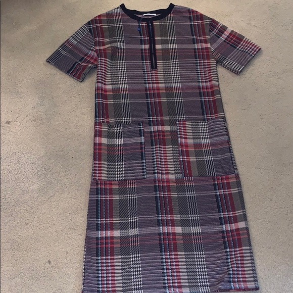 *NEW* Zara dress - Picture 2 of 4